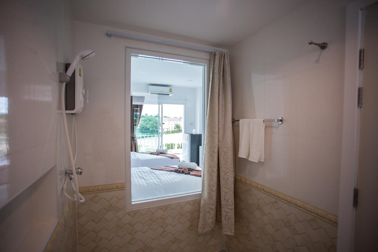 White House Hotel Tak Bagian luar foto