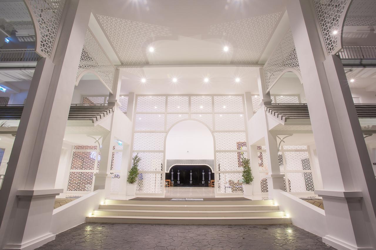 White House Hotel Tak Bagian luar foto