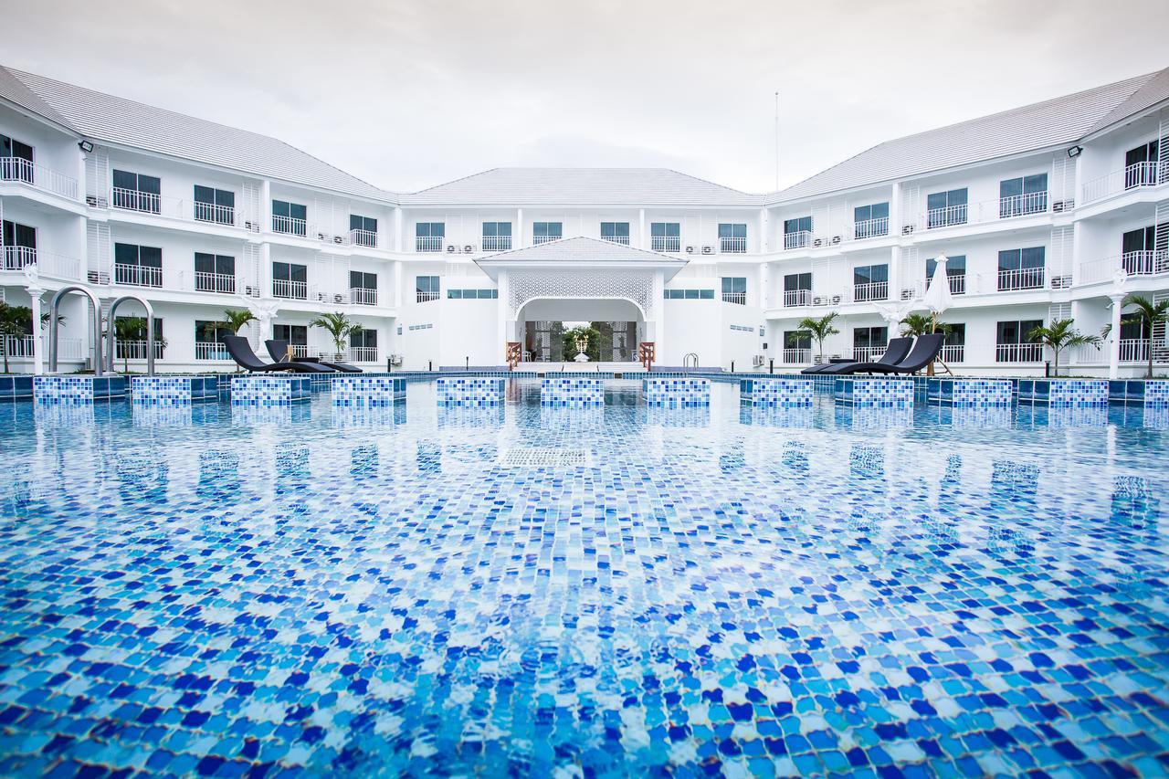 White House Hotel Tak Bagian luar foto